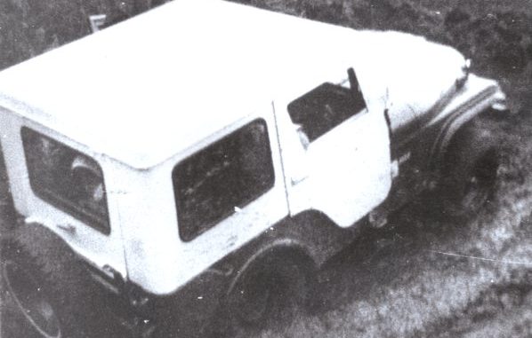 1970_cj-5_1976_ph_wanamakers-side