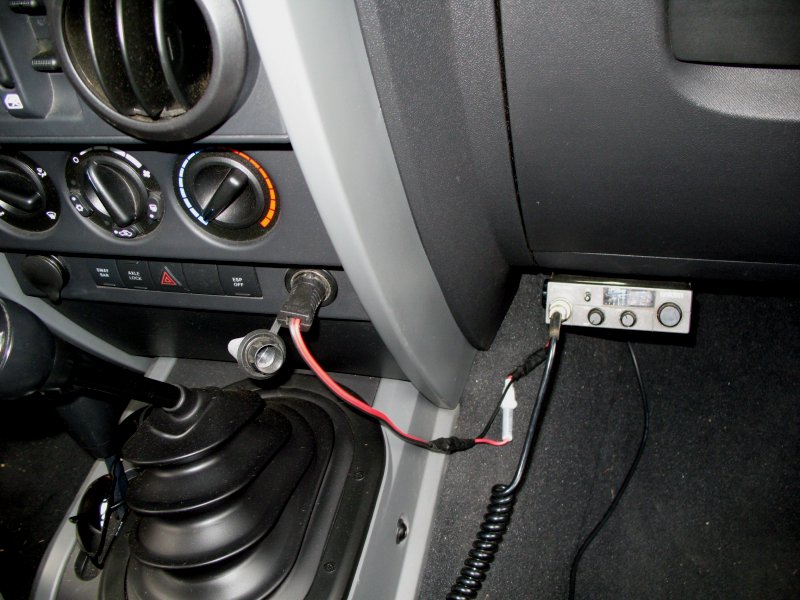 Installing a Uniden 510XL CB Radio in a Jeep Wrangler JK 