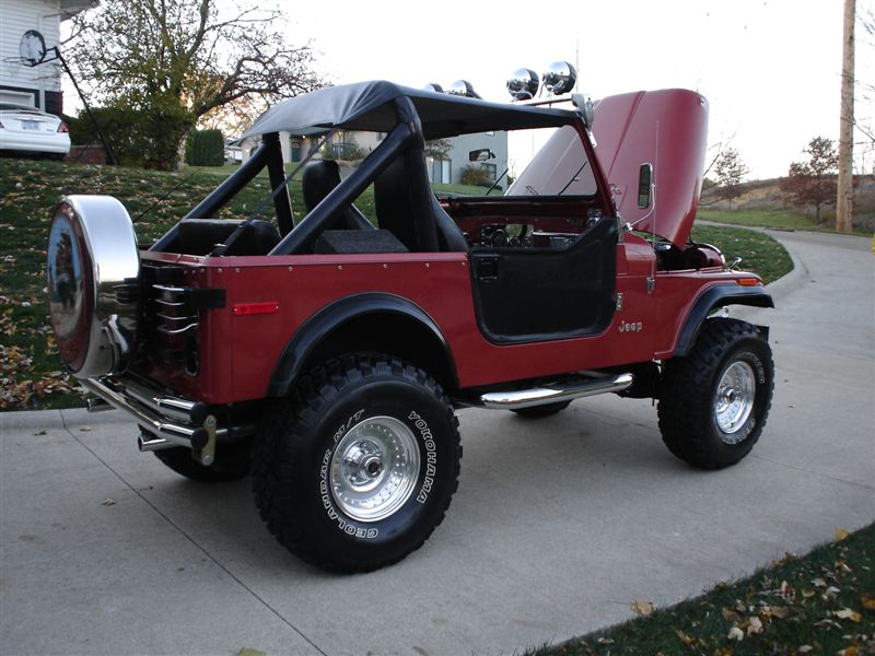 Sue’s 79 CJ-7.