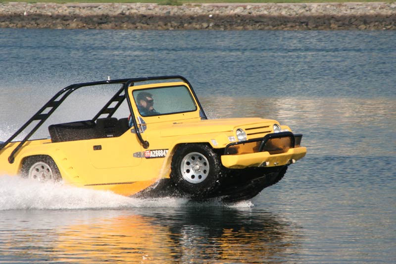 Watercar Gator - The worlds first amphibious Jeep 