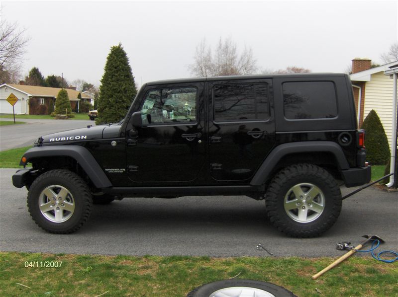 Will 35's fit on my JK Wrangler with stock rims? Toyo Open Country M/T 35