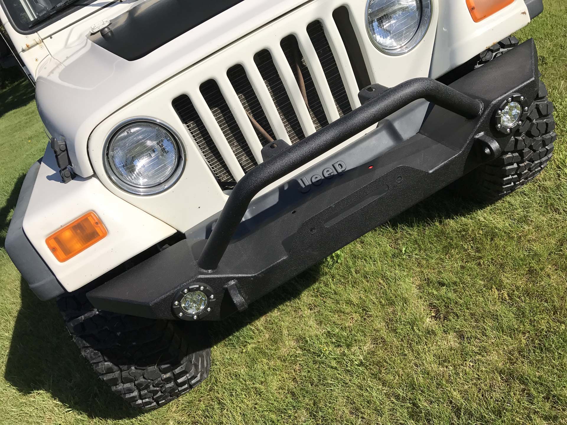 BarricadeTJFrontBumper114